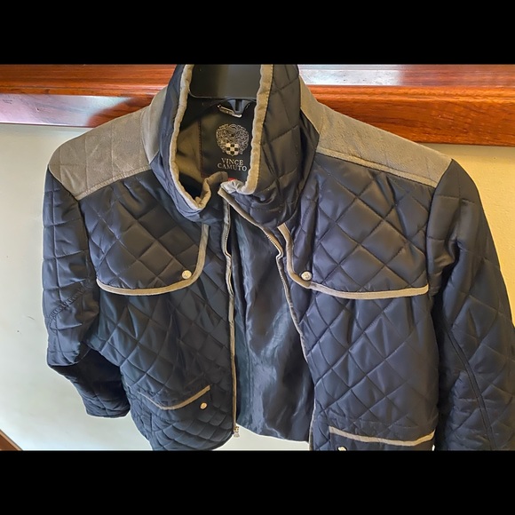 Woman’s jacket - Picture 2 of 3
